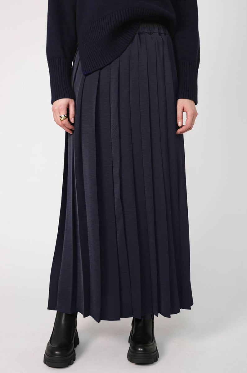 Long black pleated outlet skirt nz