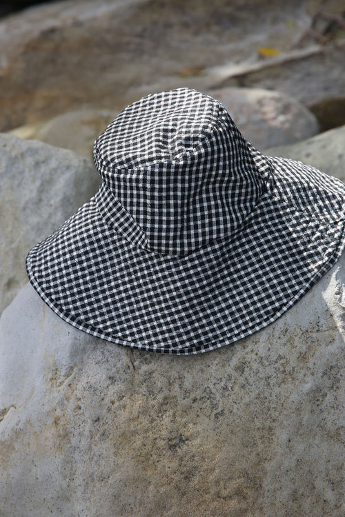 bounty bucket hat / black|natural check