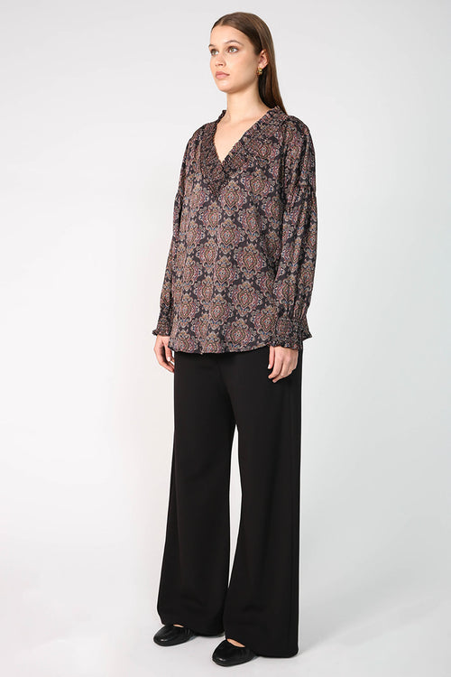 centric top / black paisley