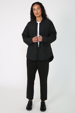 stride jacket / black