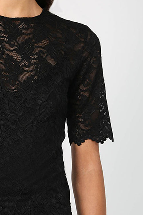 lace crew tee skin / black lace