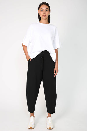 furthering ponti track pant / black ponti