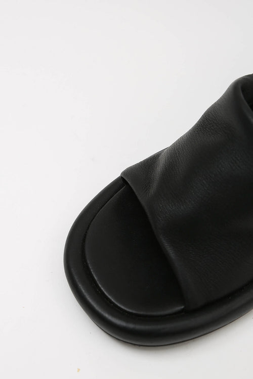 deduce heel / black