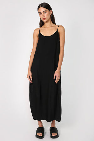 ember dress / black crepe