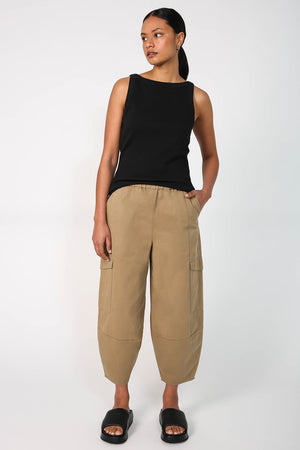 global pant / camel