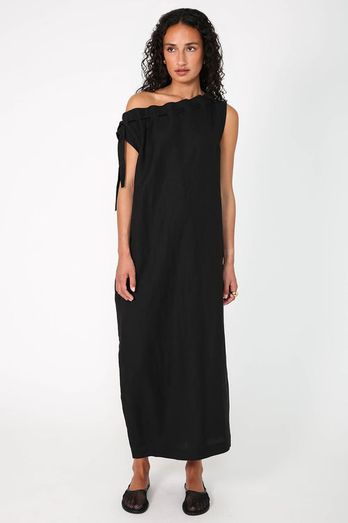 avid dress / black