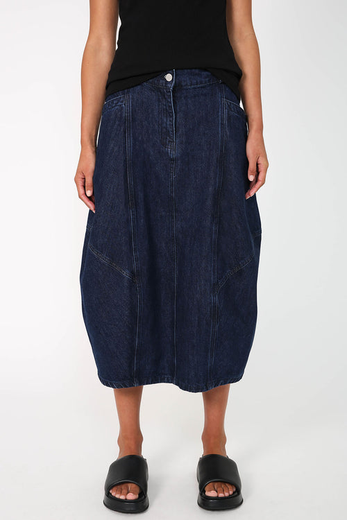 embered denim skirt / dark indigo