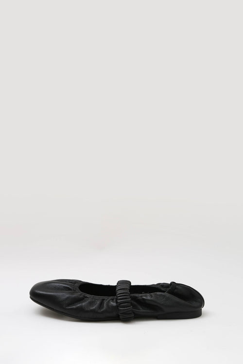 balance ballet flat / black