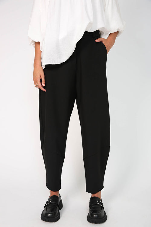 furthest pant / black