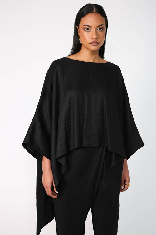 cape top / black