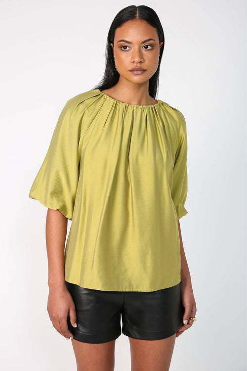 rue tee / pistachio green