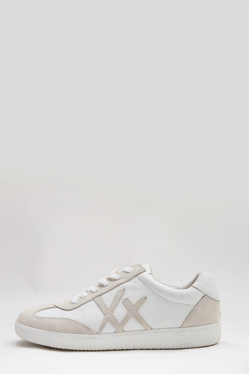 kiss kicks / white|white