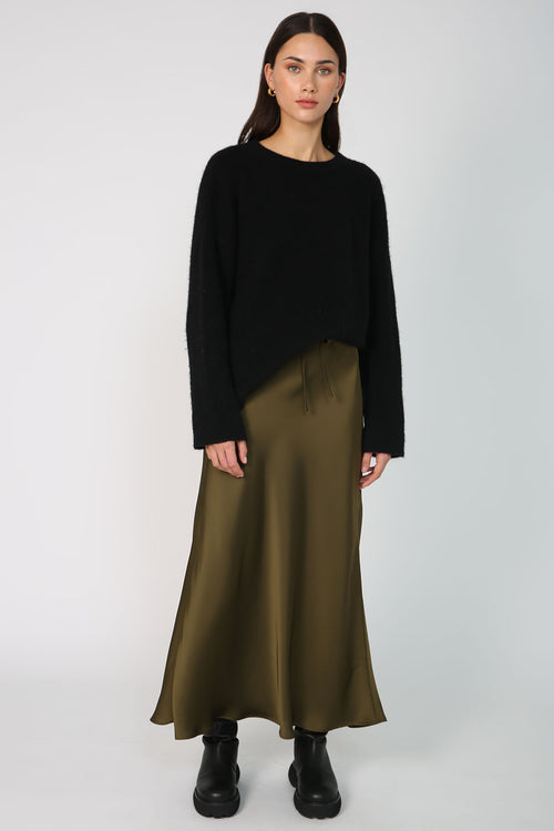 frame bias skirt / khaki green