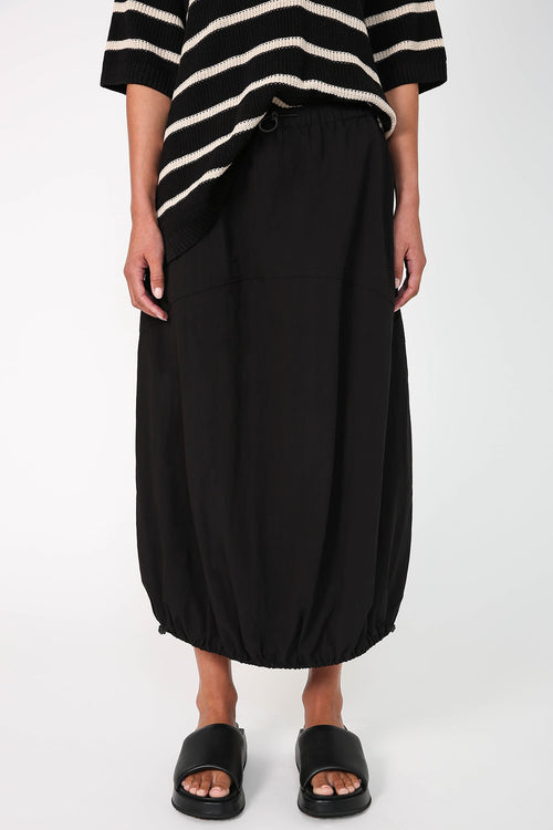 ash skirt / black