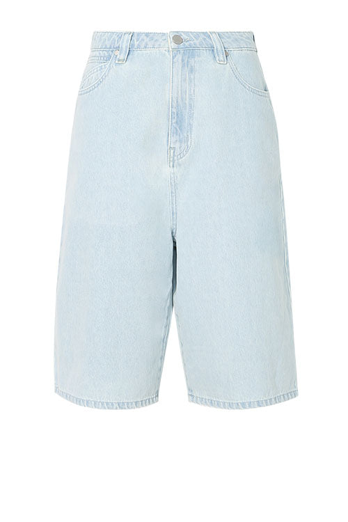 furtive denim short / faded blue denim