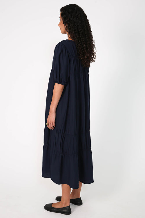 region dress / navy blue