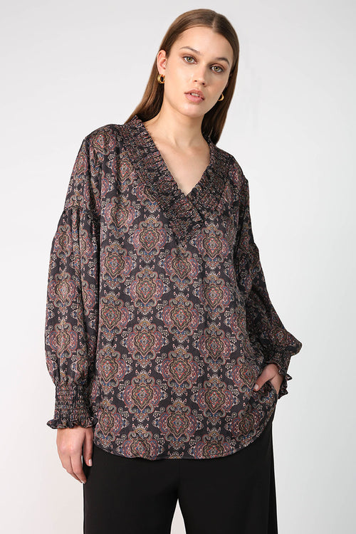 centric top / black paisley