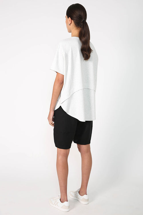 overturn tee / white marle