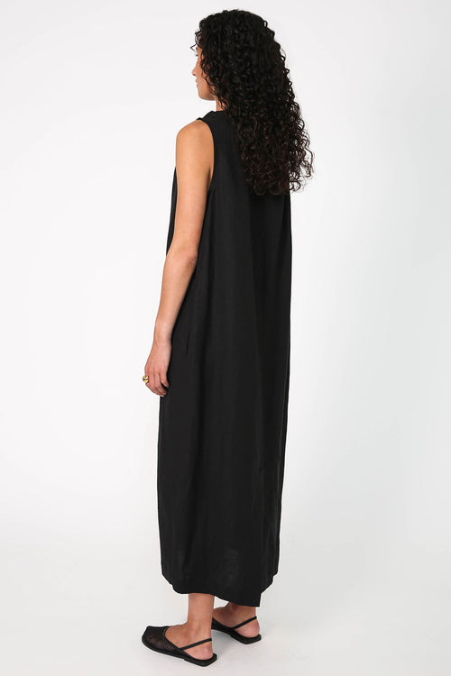 avid dress / black