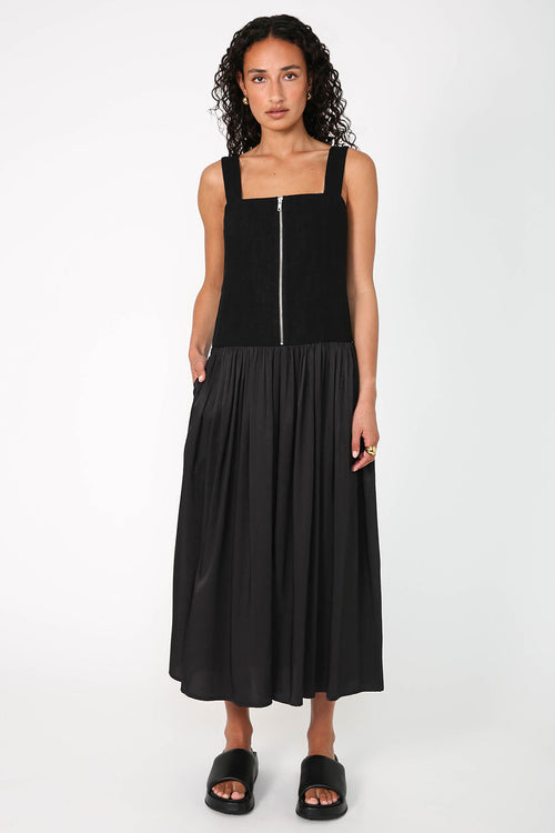 garrison dress / black