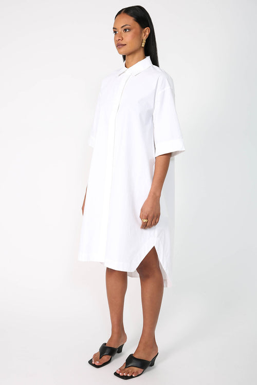 suspend shirt dress / white