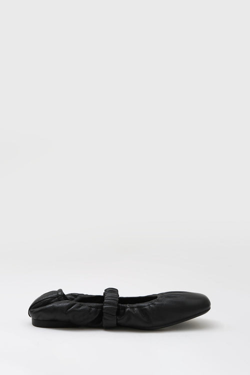 balance ballet flat / black