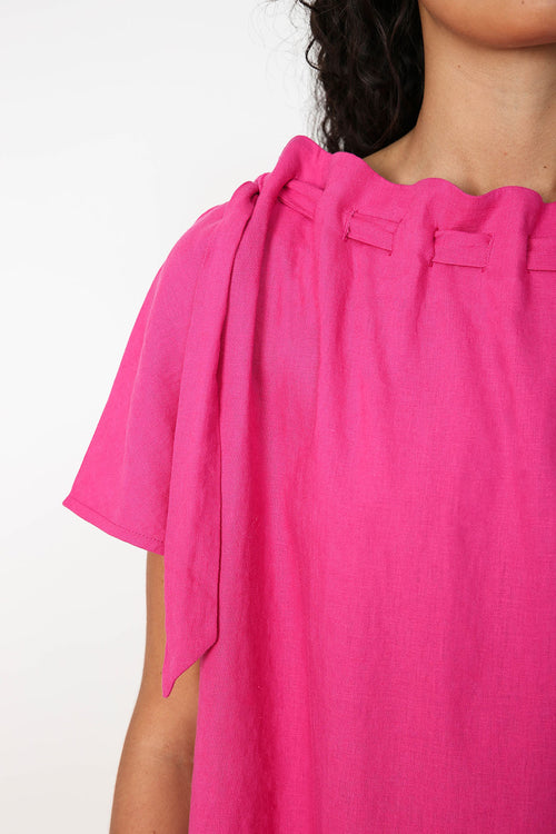 avid tee / fuchsia pink