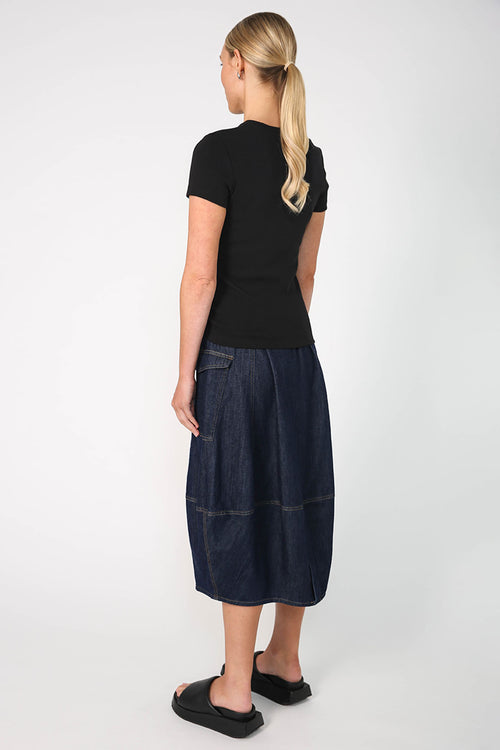 global denim skirt / dark indigo