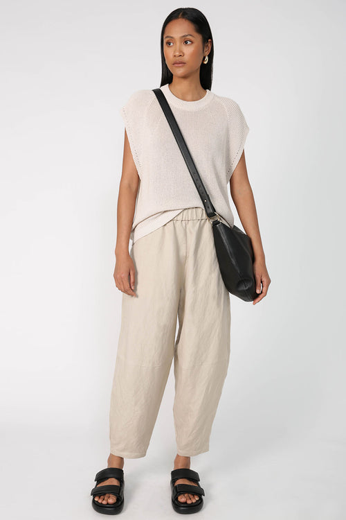 ahead pant / sand beige