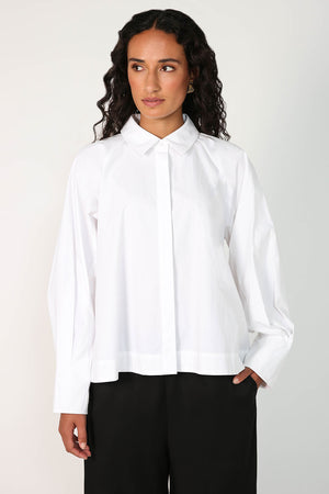 raven shirt / white