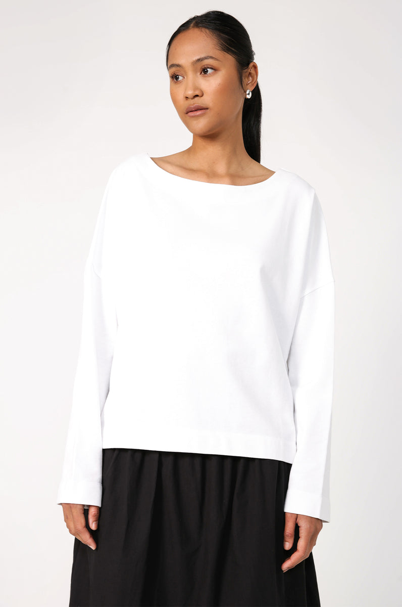 orbit sweater / white | m o o c h i