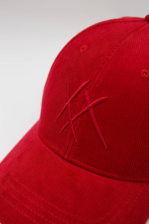 xx cap / rouge red